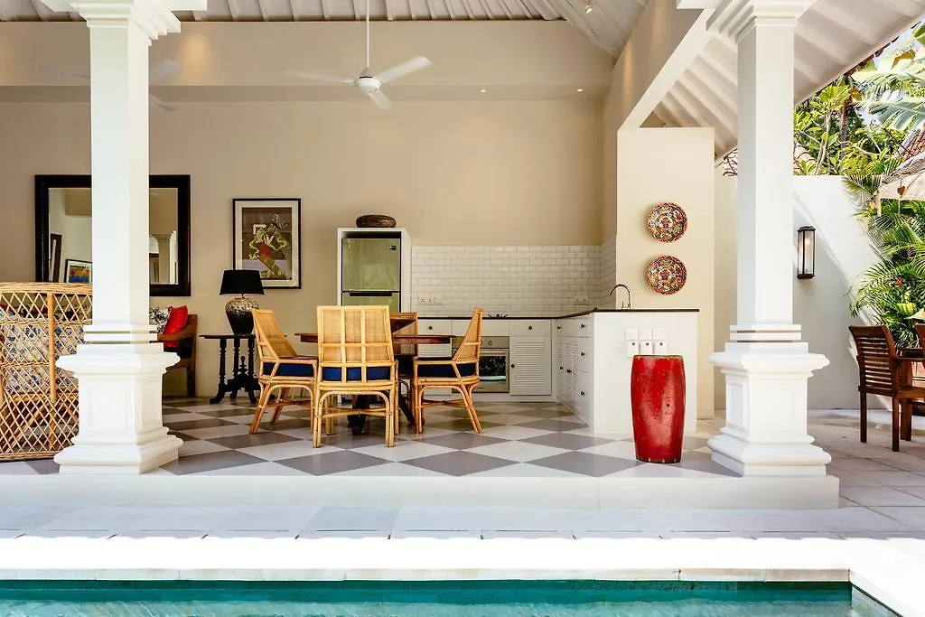 Villa Antiga 2